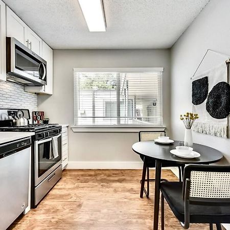 דירות דאלאס Bright And Cheerful Flat, Near Fair Park מראה חיצוני תמונה