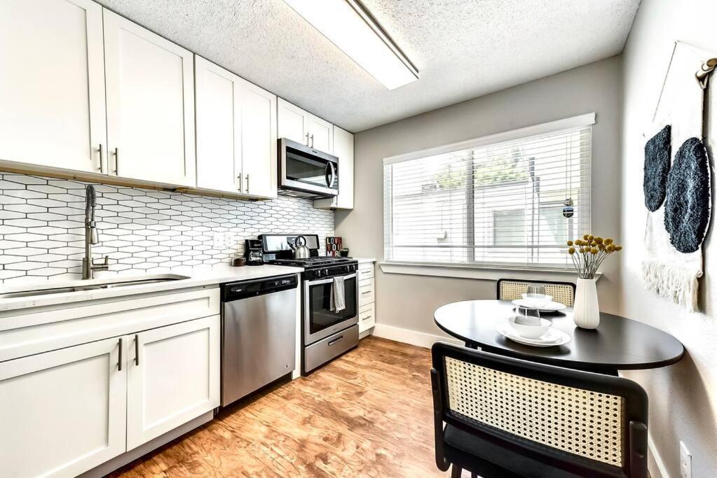 דירות דאלאס Bright And Cheerful Flat, Near Fair Park מראה חיצוני תמונה
